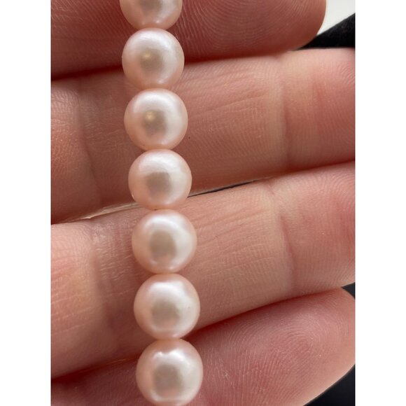 Vintage Light Pink Faux Pearl Necklace Single Strand Gold-Tone Clasp 16 inches - Picture 6 of 7